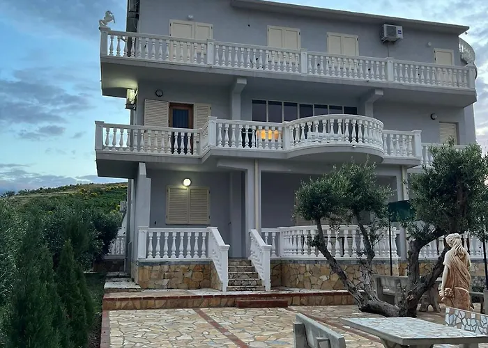 Villa Resa - Intero Allogio